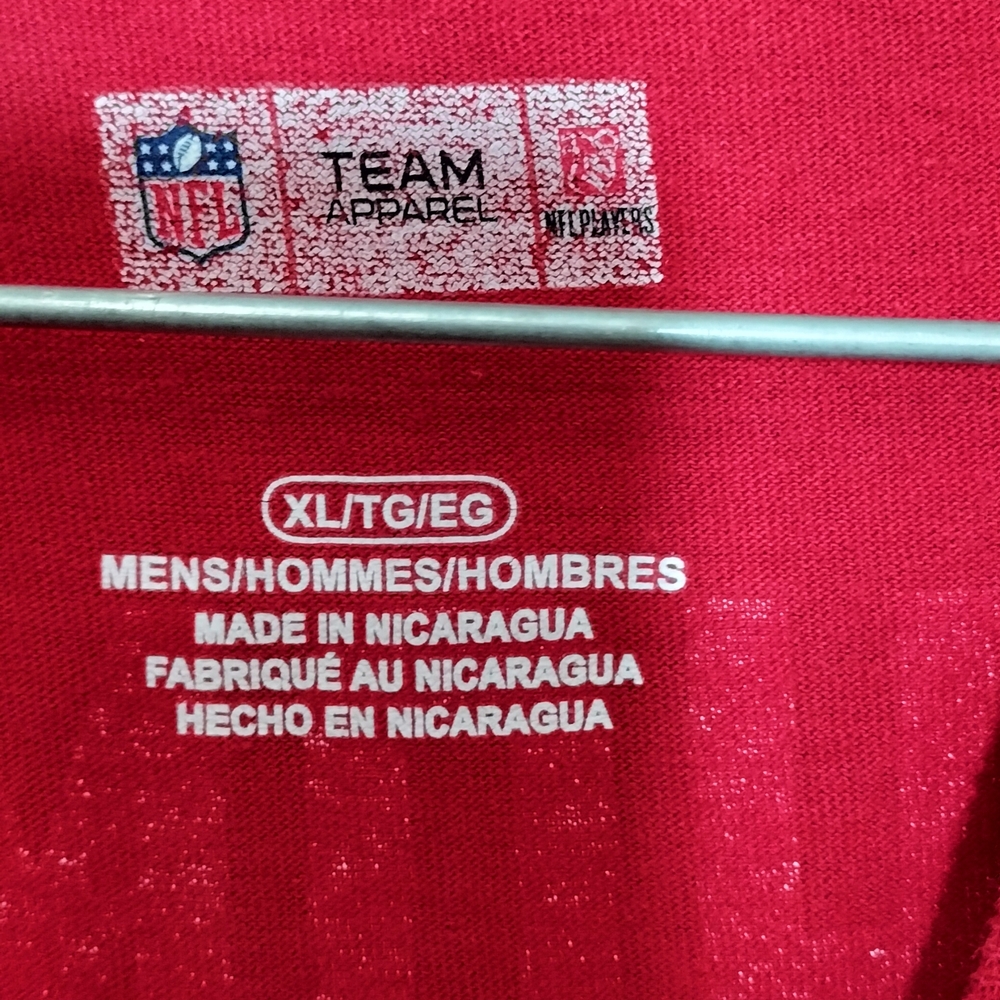 NFL Team Apparel Red Shirt Patrick Mahommes. Kansas City Chiefs - Picture 2 of 3